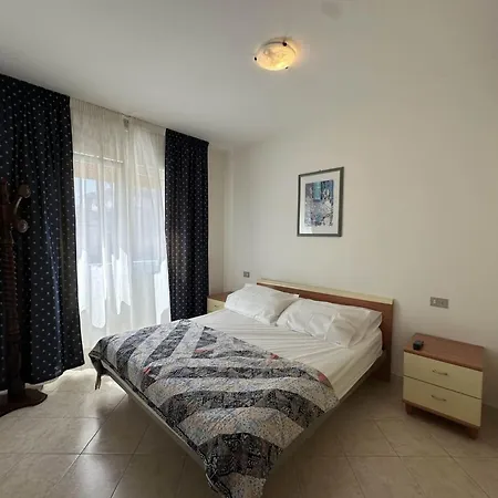 Seafront In Apartment